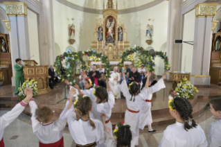 14-Apostolic Journey to Bulgaria: Meeting with the Catholic Community
