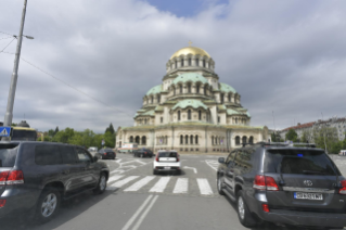 1-Viaggio Apostolico in Bulgaria: Visita al Patriarca e al Santo Sinodo  