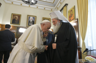3-Viaggio Apostolico in Bulgaria: Visita al Patriarca e al Santo Sinodo  