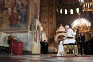 14-Viaggio Apostolico in Bulgaria: Visita al Patriarca e al Santo Sinodo  