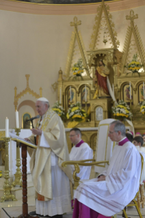 21-Voyage apostolique en Bulgarie : Messe et premières communions