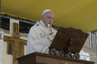 1-Visita del Santo Padre a la Di&#xf3;cesis de Camerino-Sanseverino Marche: Celebraci&#xf3;n de la Santa Misa