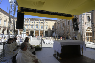11-Visita del Santo Padre a la Di&#xf3;cesis de Camerino-Sanseverino Marche: Celebraci&#xf3;n de la Santa Misa