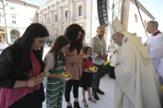 9-Visita del Santo Padre a la Di&#xf3;cesis de Camerino-Sanseverino Marche: Celebraci&#xf3;n de la Santa Misa