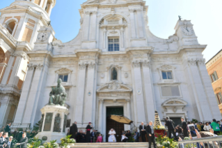 0-Visita a Loreto: Encontro com os fiéis