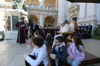 5-Visit to Loreto: Meeting with the faithful