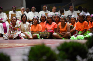 14-Apostolische Reise nach Madagaskar: Gebetsvigil mit den Jugendlichen 