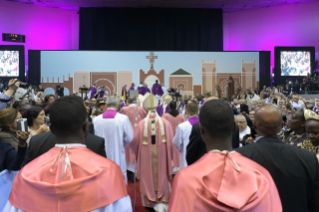 11-Voyage apostolique au Maroc : Messe