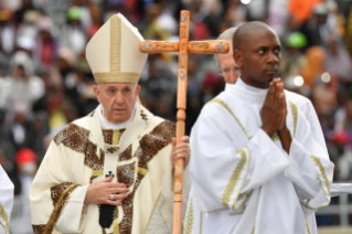 1-Voyage apostolique au Mozambique : Messe