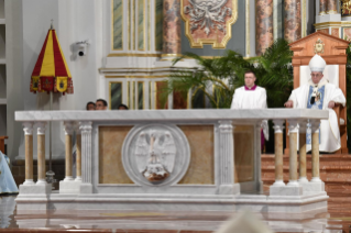 4-Voyage apostolique au Panama : Messe et dédicace de l&#x2019;autel de la basilique Santa Maria la Antigua avec les prêtres, les consacrés et les mouvements laïcs