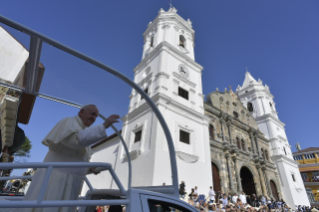 14-Voyage apostolique au Panama : Messe et dédicace de l&#x2019;autel de la basilique Santa Maria la Antigua avec les prêtres, les consacrés et les mouvements laïcs