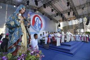 1-Viaggio Apostolico a Panama: Via Crucis con i giovani  