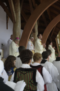 7-Voyage apostolique en Roumanie : Messe