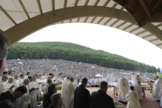 13-Voyage apostolique en Roumanie : Messe