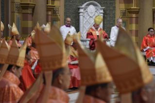 3-Apostolische Reise nach Thailand: Heilige Messe mit jungen Menschen 