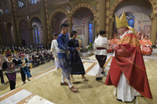 25-Apostolische Reise nach Thailand: Heilige Messe mit jungen Menschen 