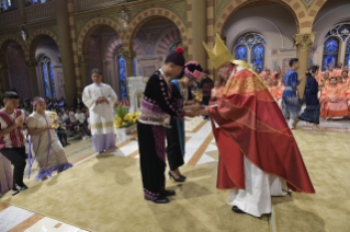 27-Apostolische Reise nach Thailand: Heilige Messe mit jungen Menschen 