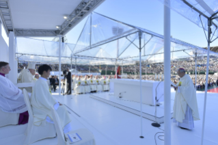 23-Viaggio Apostolico in Giappone: Santa Messa  