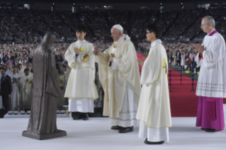 3-Voyage apostolique au Japon : Messe 