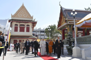 0-Viaje apostólico a Tailandia: Visita al Patriarca Supremo Budista