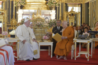 3-Viaje apostólico a Tailandia: Visita al Patriarca Supremo Budista