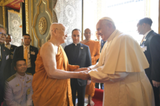 6-Viaje apostólico a Tailandia: Visita al Patriarca Supremo Budista