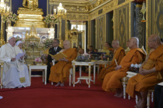 12-Viaje apostólico a Tailandia: Visita al Patriarca Supremo Budista