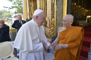 13-Viaje apostólico a Tailandia: Visita al Patriarca Supremo Budista