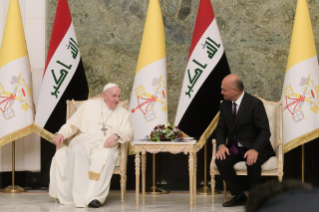 18-Apostolische Reise in den Irak: Begegnung mit den Vertretern der Regierung, der Zivilgesellschaft und mit dem Diplomatischen Korps
