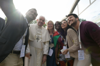 6-Besuch von Papst Franziskus in Assisi aus Anlass des Wirtschaftsforums “Economy of Francesco”