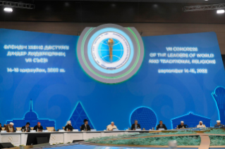 2-Voyage Apostolique au Kazakhstan : Lecture de la Déclaration finale et conclusion du Congrès