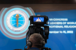 6-Voyage Apostolique au Kazakhstan : Lecture de la Déclaration finale et conclusion du Congrès