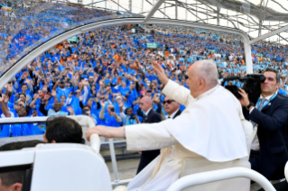 5-Apostolic Journey to Marseille: Holy Mass 