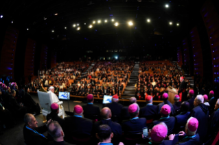 5-Viagem Apostólica a Marselha: Sessão conclusiva dos “Rencontres Méditerranéennes”