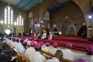 5-Apostolische Reise in die Demokratische Republik Kongo: Begegnung mit Seminaristen, Diakonen, Ordensleuten und Seminaristen