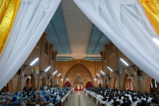 8-Apostolische Reise in die Demokratische Republik Kongo: Begegnung mit Seminaristen, Diakonen, Ordensleuten und Seminaristen