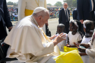4-Apostolische Reise in den Südsudan: Begegnung mit Bischöfen, Priestern, Diakonen, Ordensleuten und Seminaristen
