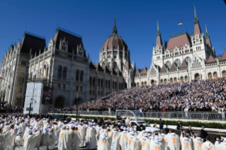 3-Voyage apostolique en Hongrie : Messe 