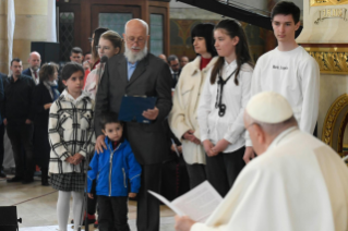12-Apostolic Journey to Hungary: Meeting with poor people and refugees  