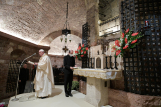 13-Visit of the Holy Father Francis to Assisi: Holy Mass and signing of the new Encyclical <i>“All Brothers”, on fraternity and social friendship</i> 