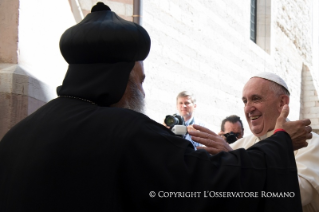 7-Besuch von Papst Franziskus in Assisi zum Weltgebetstag für den Frieden “Durst nach Frieden. Religionen und Kulturen im Dialog”