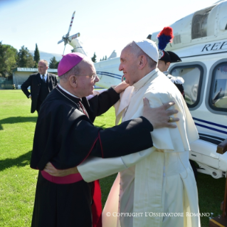 1-Besuch von Papst Franziskus in Assisi zum Weltgebetstag für den Frieden “Durst nach Frieden. Religionen und Kulturen im Dialog”