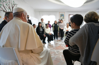 5-Visita del Santo Padre a la "Casa de Leda"