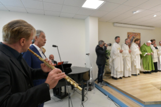 11-Visita del Santo Padre a la Ciudadela Cielo de la comunidad Nuevos Horizontes de Frosinone