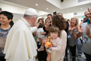 24-Visita del Santo Padre a la Ciudadela Cielo de la comunidad Nuevos Horizontes de Frosinone
