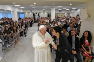 21-Visita del Santo Padre a la Ciudadela Cielo de la comunidad Nuevos Horizontes de Frosinone