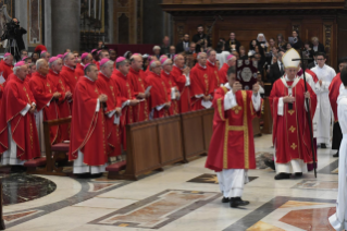 1-Célébration des obsèques de Mgr Léon Kalenga Badikebele, archevêque titulaire de Magneto, Nonce apostolique en Argentine