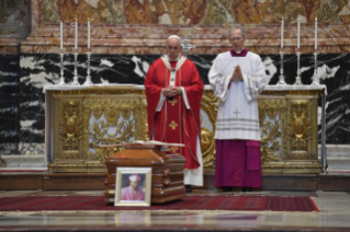 17-Celebrazione delle esequie di Mons. Léon Kalenga Badikebele, Nunzio Apostolico in Argentina, presiedute da Papa Francesco