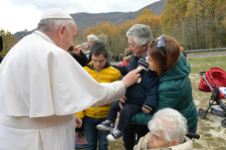 0-Visite du Pape François à Greccio : Célébration de la Parole et signature de la Lettre sur la Crèche.