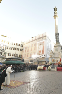 20-Act of Veneration to the Immaculate Conception of the Blessed Virgin Mary at the Spanish Steps